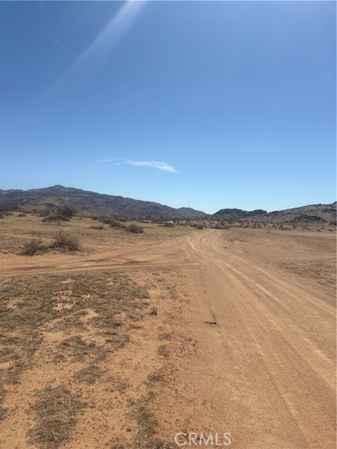 0 Fairview Valley Road, Apple Valley CA: https://media.crmls.org/medias/78663dde-6e27-400d-8dcf-b88fb9de6981.jpg