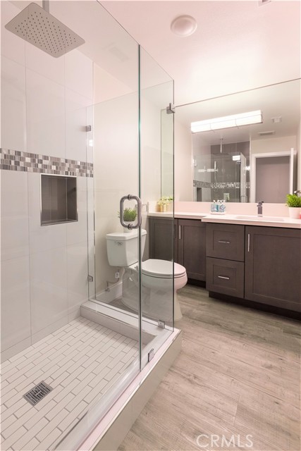 Detail Gallery Image 16 of 24 For 2404 via Mariposa 1c,  Laguna Woods,  CA 92637 - 2 Beds | 2 Baths