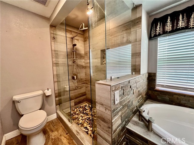 Detail Gallery Image 20 of 50 For 11575 Stuveling St, Oak Hills,  CA 92344 - 4 Beds | 2 Baths