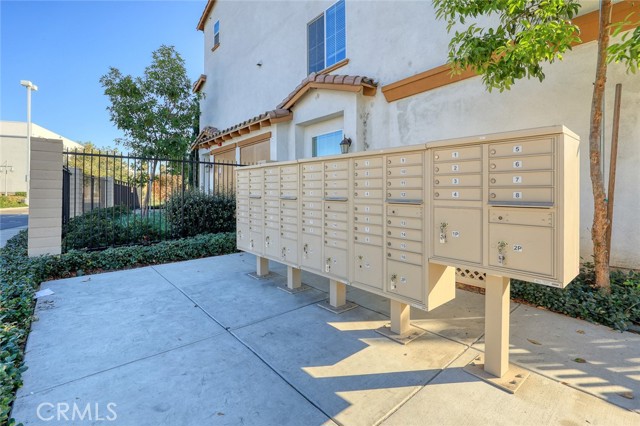 Detail Gallery Image 33 of 42 For 317 N Fenimore Ave, Azusa,  CA 91702 - 3 Beds | 2/1 Baths