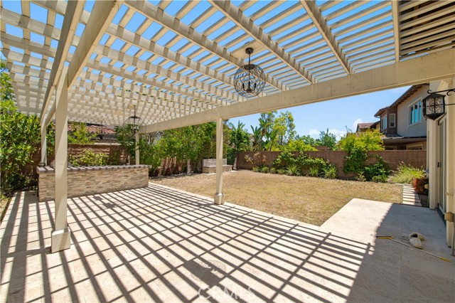 Detail Gallery Image 10 of 35 For 9 Shadybend, Irvine,  CA 92602 - 5 Beds | 4/1 Baths