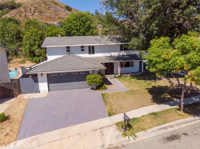 1409 Los Amigos Avenue photo 2