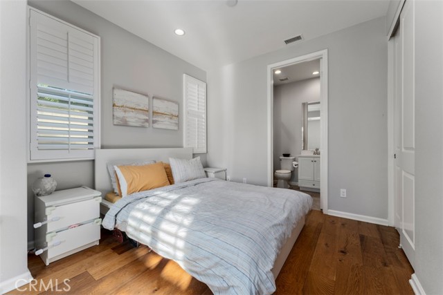Detail Gallery Image 7 of 36 For 120 Fieldwood, Irvine,  CA 92618 - 4 Beds | 4/1 Baths