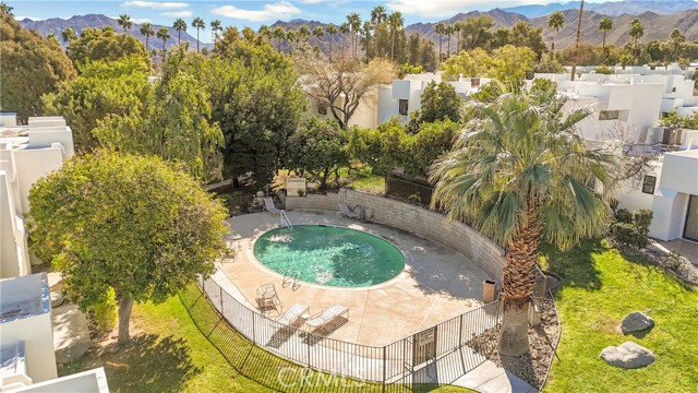 Detail Gallery Image 39 of 39 For 48792 Desert Flower, Palm Desert,  CA 92260 - 2 Beds | 2/1 Baths