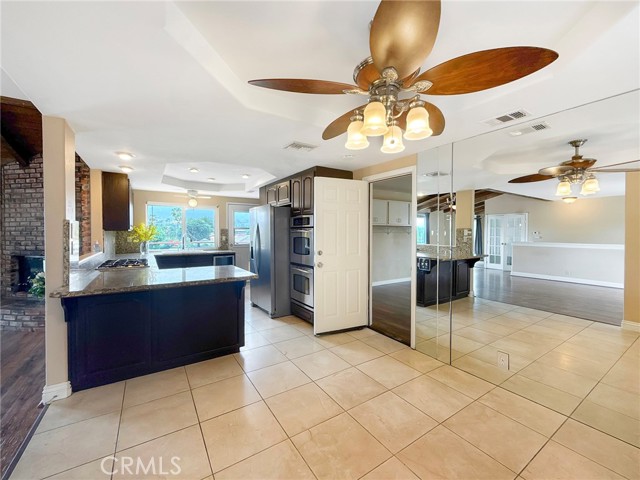 Image 3 of 10 For 7471 Boyd Avenue
