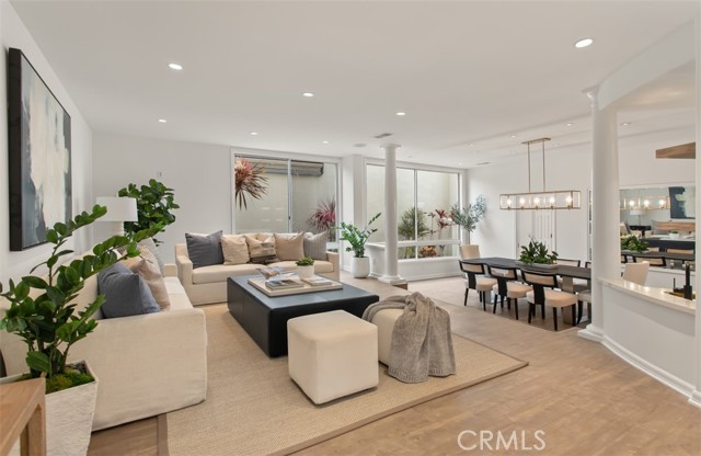 16201 Santa Barbara Lane, Huntington Beach CA: https://media.crmls.org/medias/7869684a-c194-49d0-94f4-bdcd853015d2.jpg