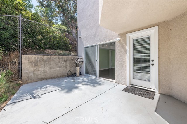 8665 Valley Circle Boulevard, West Hills CA: https://media.crmls.org/medias/786a1794-609d-4df4-ad78-356ac5385f34.jpg