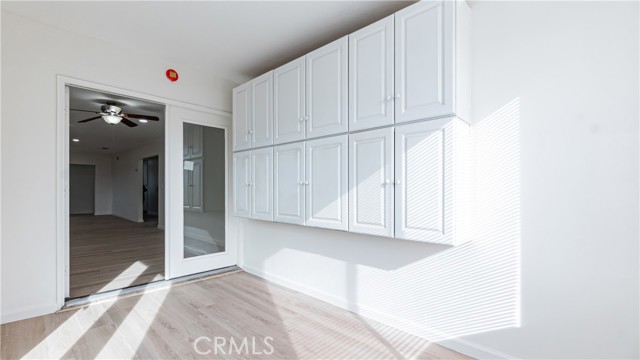 Detail Gallery Image 9 of 49 For 9515 Juniper, Apple Valley,  CA 92308 - 6 Beds | 4/1 Baths