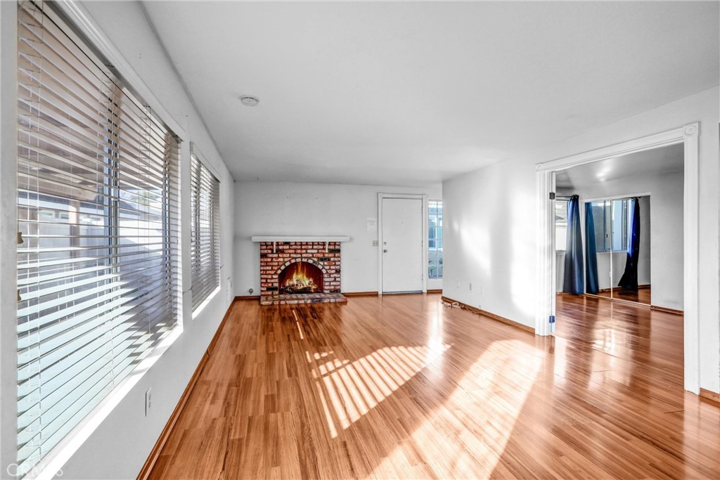 MLS #CV25271084 image #4