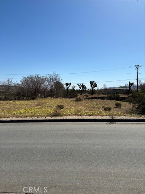 Detail Gallery Image 6 of 10 For 6453 Linda Lee Dr, Yucca Valley,  CA 92284 - – Beds | – Baths