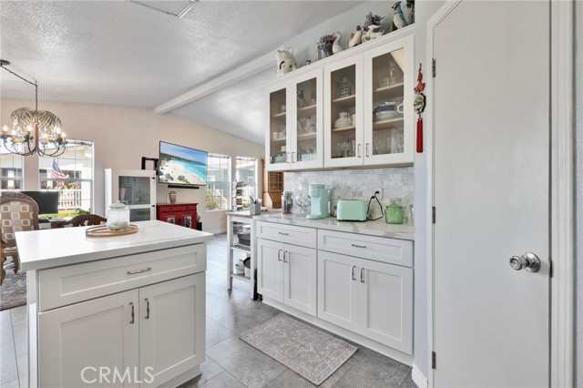 22221 Bloomfield, 30 photo 17
