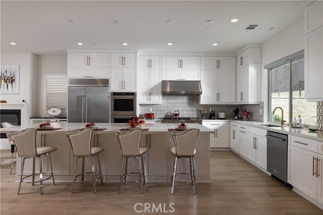 Detail Gallery Image 7 of 46 For 3017 Viejo Ridge North Dr, Lake Forest,  CA 92679 - 5 Beds | 4/1 Baths