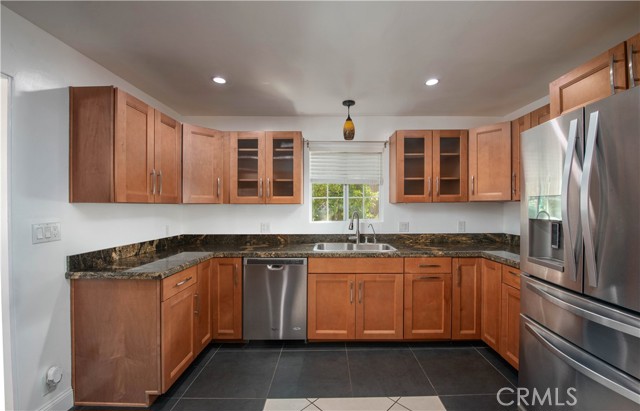 23329 Raymond Street, Chatsworth CA: https://media.crmls.org/medias/786c9e7e-6824-448f-93f0-9af8c9dc0b9a.jpg