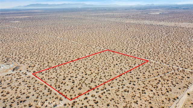 Detail Gallery Image 5 of 9 For 111 Holly St, Adelanto,  CA 92301 - – Beds | – Baths