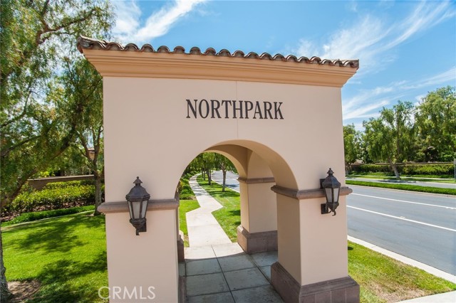 45 Modesto, Irvine CA: https://media.crmls.org/medias/786e219d-1db6-42a2-9b1b-c2cd3f4f11ea.jpg