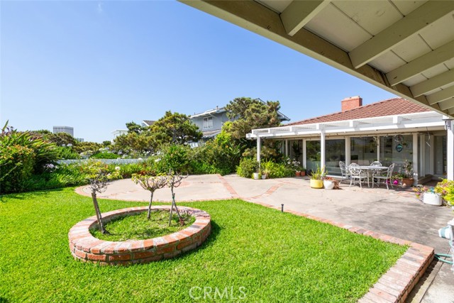 Detail Gallery Image 31 of 36 For 2727 Island View Dr, Corona Del Mar,  CA 92625 - 4 Beds | 2/1 Baths