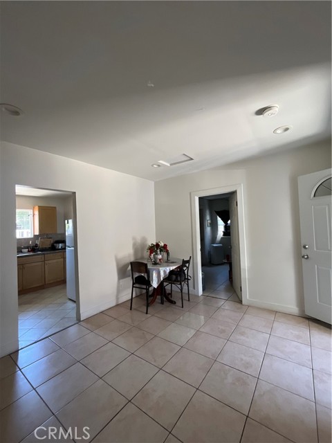 1248 Rolland Curtis Place, Los Angeles CA: https://media.crmls.org/medias/786e4ab5-edb9-4471-a258-5ceb22ed91ba.jpg