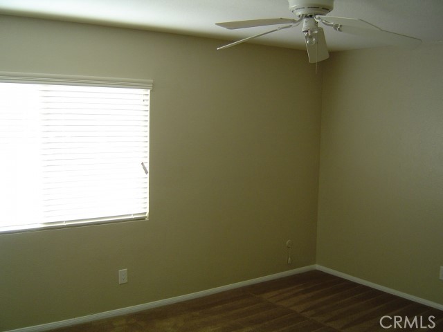 Detail Gallery Image 13 of 22 For 11217 Springfield St, Riverside,  CA 92505 - 3 Beds | 2/1 Baths