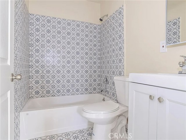 Detail Gallery Image 8 of 12 For 12971 Montford St, Pacoima,  CA 91331 - 1 Beds | 1 Baths