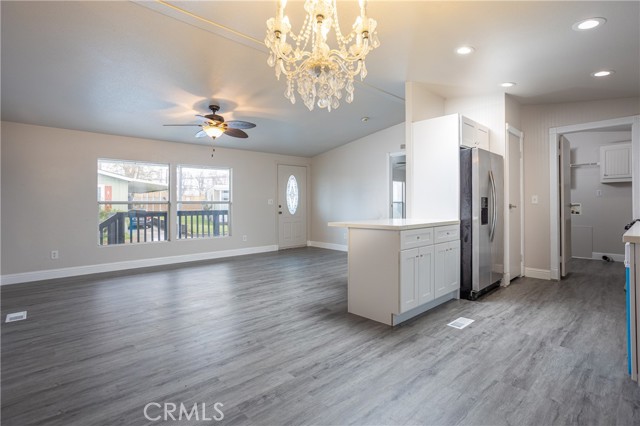 Detail Gallery Image 12 of 43 For 22111 Newport, Riverside,  CA 92313 - 3 Beds | 2 Baths