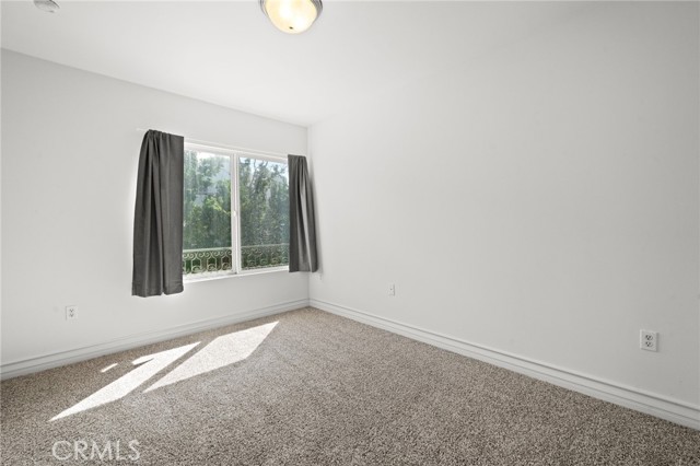 Detail Gallery Image 10 of 16 For 1319 N Detroit St #208,  West Hollywood,  CA 90069 - 3 Beds | 2/1 Baths