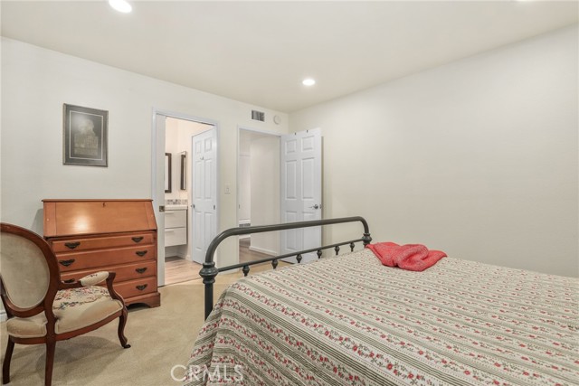 Detail Gallery Image 18 of 32 For 2722 E 20th St #202,  Signal Hill,  CA 90755 - 2 Beds | 2 Baths
