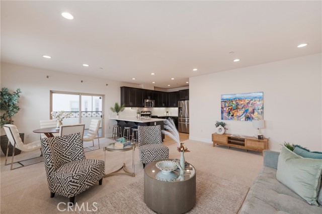 Detail Gallery Image 10 of 43 For 405 S Anaheim #5,  Anaheim,  CA 92805 - 2 Beds | 2 Baths