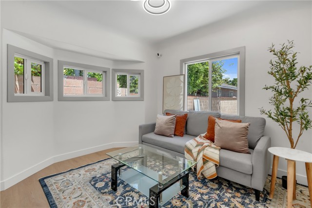 314 N Jackson Street, Santa Ana CA: https://media.crmls.org/medias/787071a6-133a-4fbb-aef5-cc4574f0df56.jpg