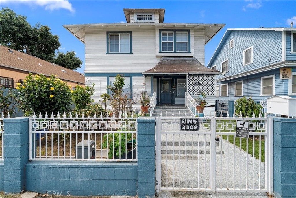 1665 Arlington Avenue