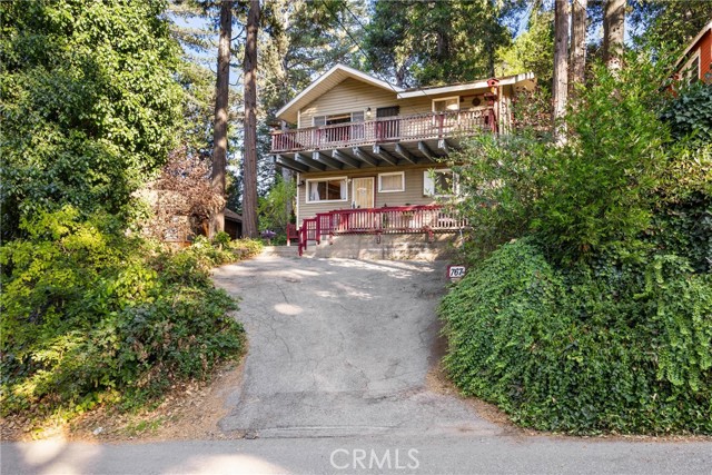 767 Big Oak, Crestline, CA 92325