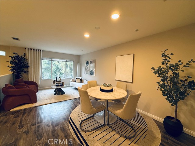 Detail Gallery Image 7 of 30 For 11 Emory #85,  Irvine,  CA 92602 - 2 Beds | 2/1 Baths