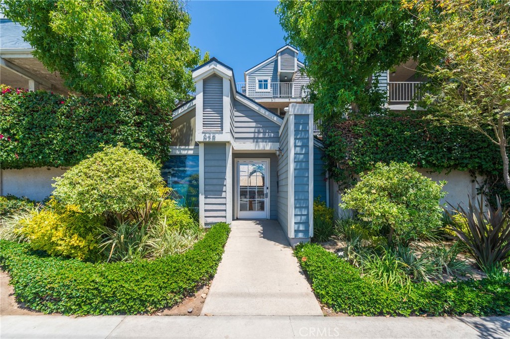 628 Daisy Avenue #225