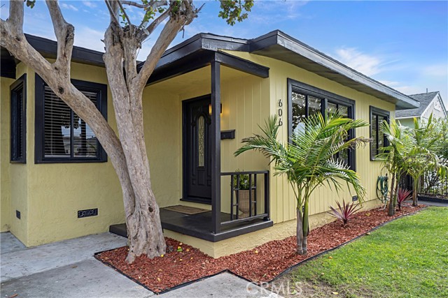 Detail Gallery Image 3 of 29 For 606 Phelan Ln, Redondo Beach,  CA 90278 - 3 Beds | 1 Baths