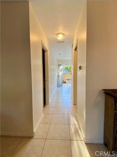 Detail Gallery Image 5 of 6 For 1777 Mitchell, Tustin,  CA 92780 - 1 Beds | 1/1 Baths