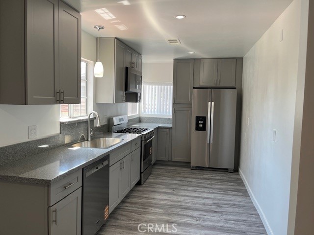 9025 Gullo Avenue, Arleta CA: https://media.crmls.org/medias/7875ad8d-15e9-43e5-a8db-7c01dd0f09af.jpg