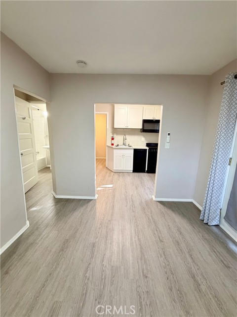 Detail Gallery Image 13 of 31 For 1542 E Woodbury Rd, Pasadena,  CA 91104 - 1 Beds | 1 Baths