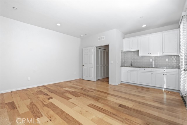 Detail Gallery Image 6 of 34 For 1370 Clementine Way, Fullerton,  CA 92833 - 3 Beds | 3 Baths