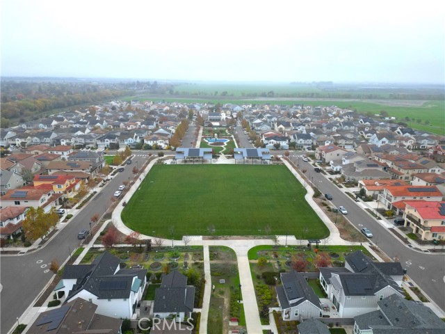 Detail Gallery Image 10 of 16 For 1661 Spring St #444,  Davis,  CA 95616 - 3 Beds | 2/1 Baths