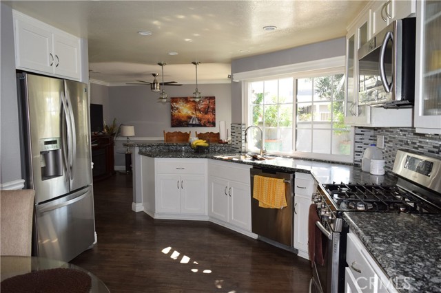 3727 Yuba River Drive, Ontario CA: https://media.crmls.org/medias/787722ba-913f-42af-ac52-2653fcc254fd.jpg