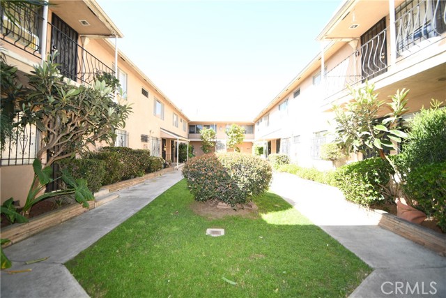 Detail Gallery Image 7 of 22 For 333 Linden Ave #1,  Long Beach,  CA 90802 - 2 Beds | 2 Baths