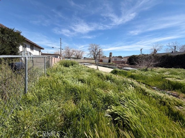 Detail Gallery Image 6 of 6 For 45356 10th St, Lancaster,  CA 93534 - – Beds | – Baths