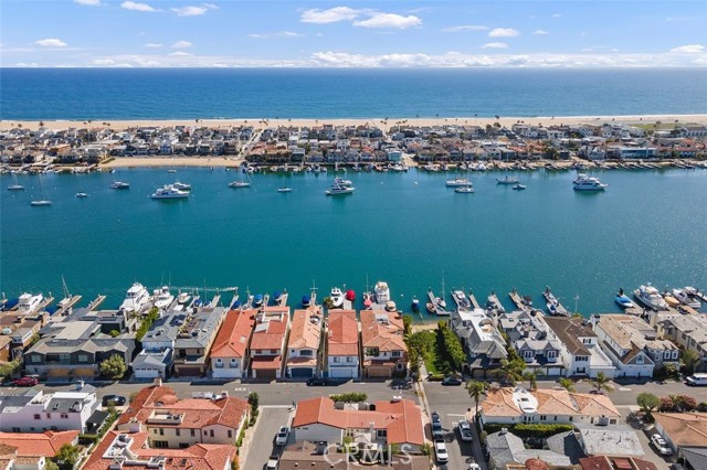 Detail Gallery Image 38 of 49 For 780 via Lido Soud, Newport Beach,  CA 92663 - 5 Beds | 3 Baths