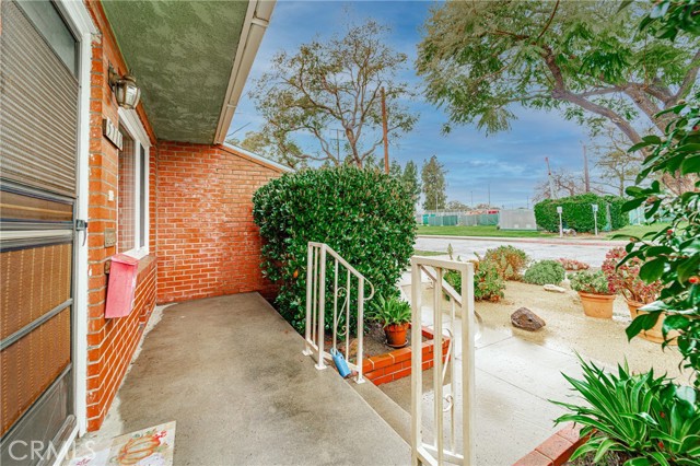 Image 3 for 5710 E Parkcrest St, Long Beach, CA 90808