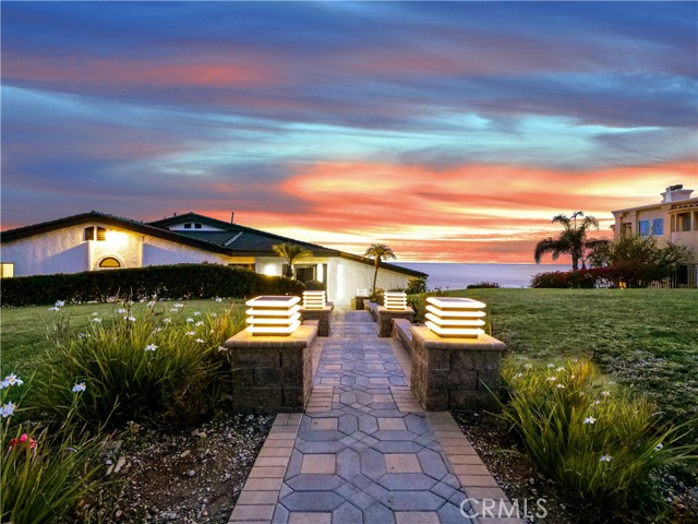 Detail Gallery Image 13 of 58 For 32551 Seacliff Dr, Rancho Palos Verdes,  CA 90275 - 4 Beds | 3/1 Baths