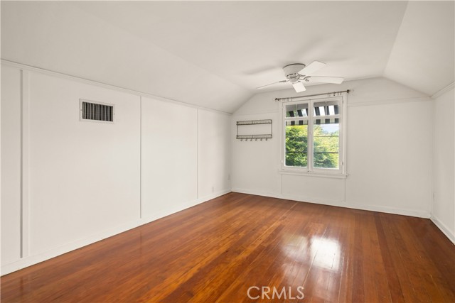411 N Vega Street, Alhambra CA: https://media.crmls.org/medias/787a870b-333c-42fd-8ef4-555324cf0201.jpg