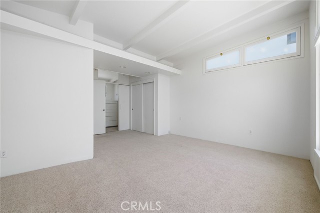 Detail Gallery Image 14 of 17 For 1210 1/2 W Oceanfront #1/2,  Newport Beach,  CA 92661 - 1 Beds | 1/1 Baths