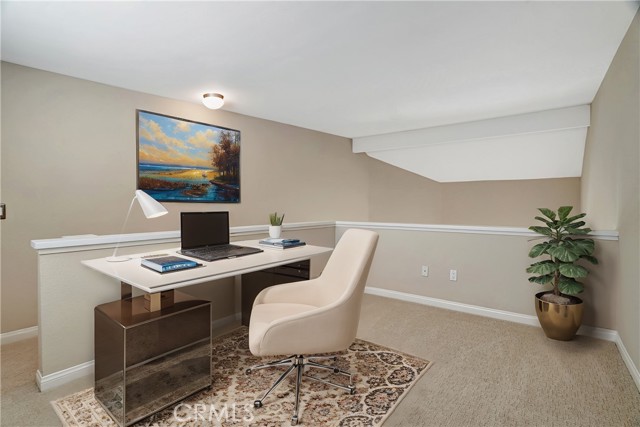 5510 Owensmouth Avenue, Woodland Hills CA: https://media.crmls.org/medias/787acd99-fba8-4982-981c-764fe9d4cc28.jpg