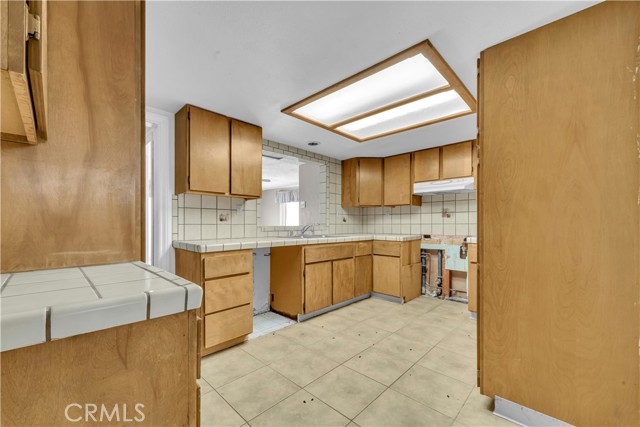 Detail Gallery Image 2 of 14 For 16855 Vista Del Oro Ave, Edwards,  CA 93523 - 4 Beds | 2 Baths