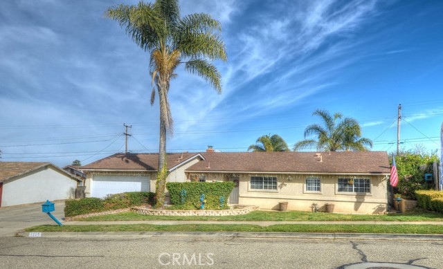 Detail Gallery Image 2 of 36 For 1225 via Pavion, Santa Maria,  CA 93455 - 4 Beds | 2 Baths