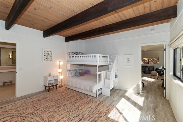 Detail Gallery Image 29 of 63 For 299 Riviera, Lake Arrowhead,  CA 92352 - 6 Beds | 4 Baths